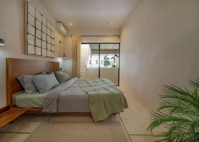 Nusa Loft V2 2br With Rooftop Space In Villa