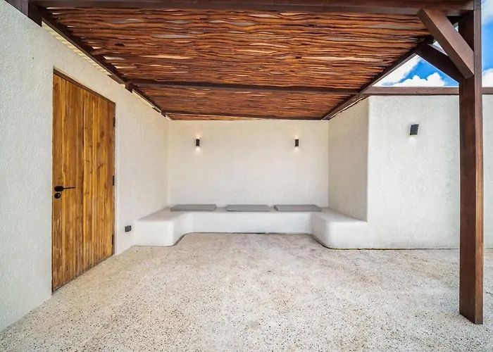 Nusa Loft V2 2br With Rooftop Space In Uluwatu