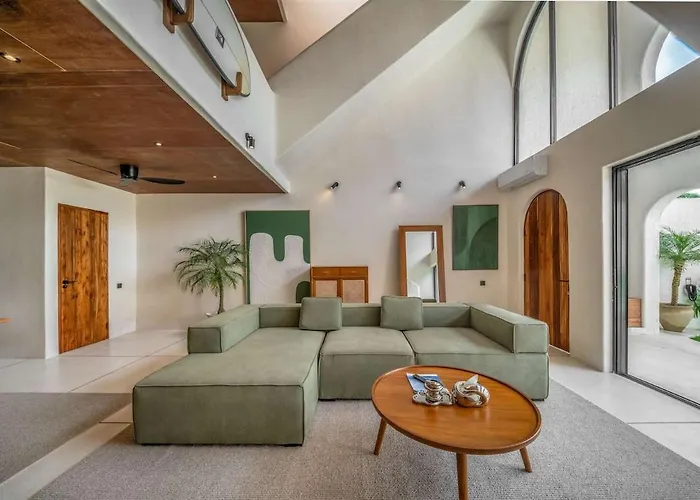 Villa Nusa Loft V2 2br With Rooftop Space In