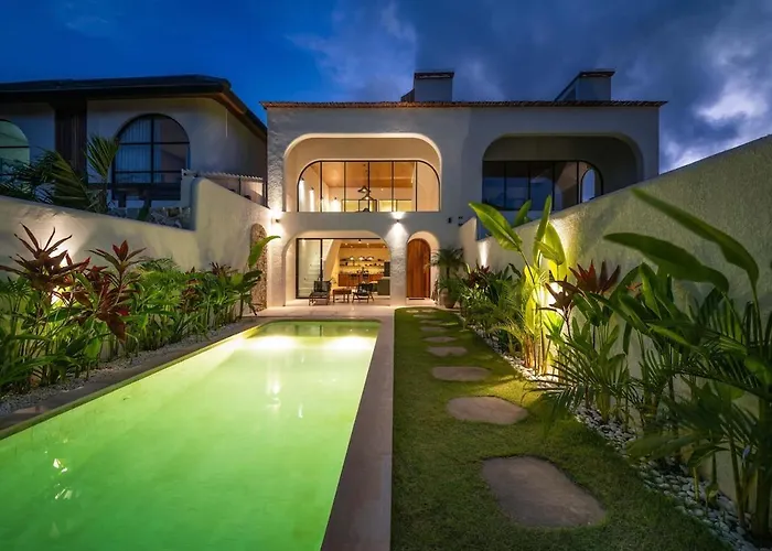 Nusa Loft V2 2br With Rooftop Space In Villa *